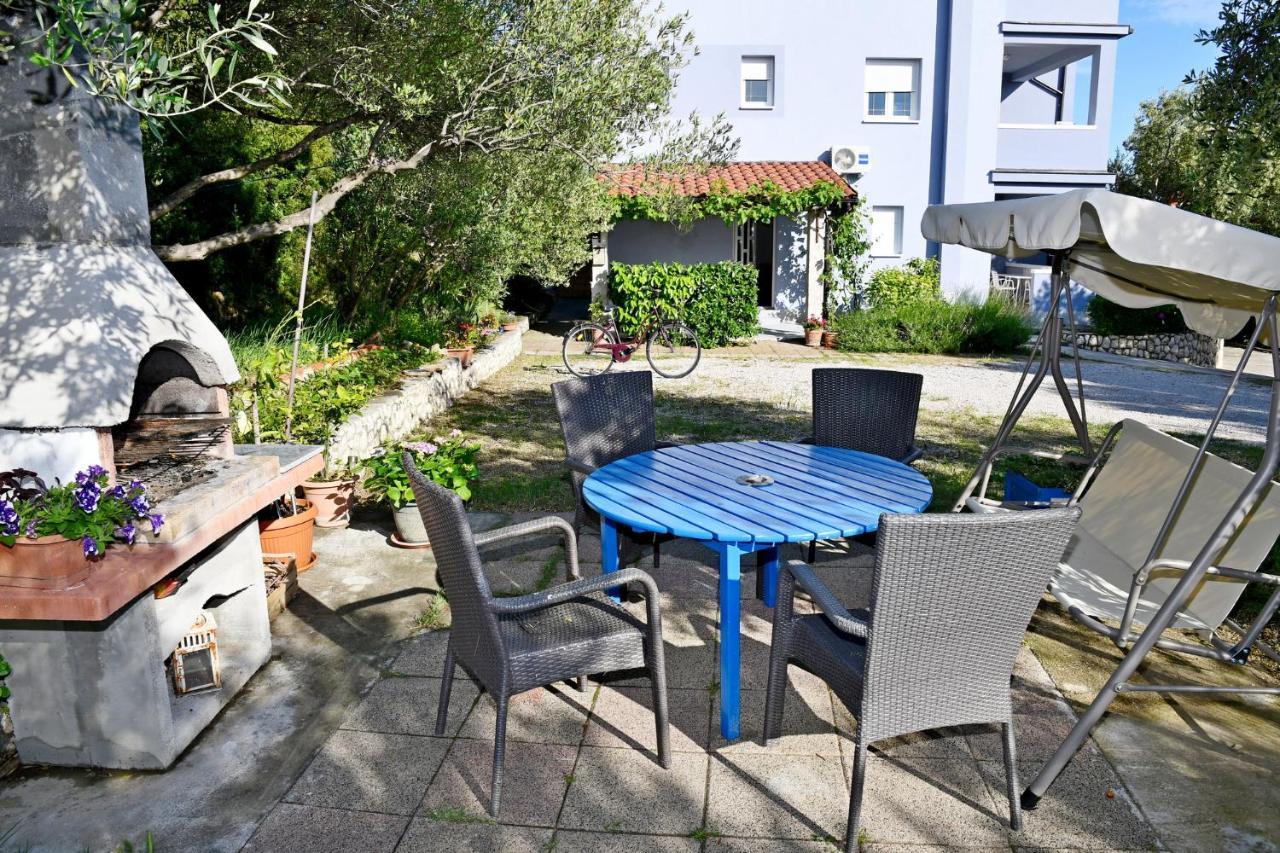 Apartmani Novotny Plavi Banjol Extérieur photo